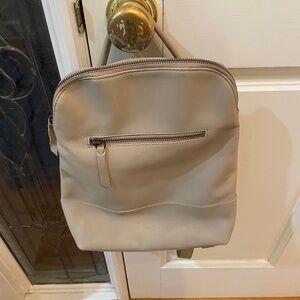 Able Fasionable Meron Backpack Purse